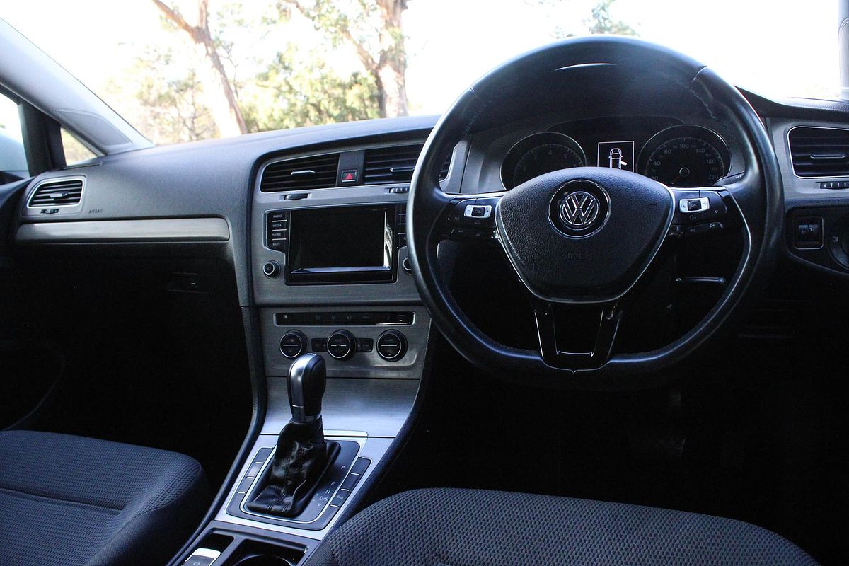 2014 Volkswagen Golf 90TSI Comfortline 7