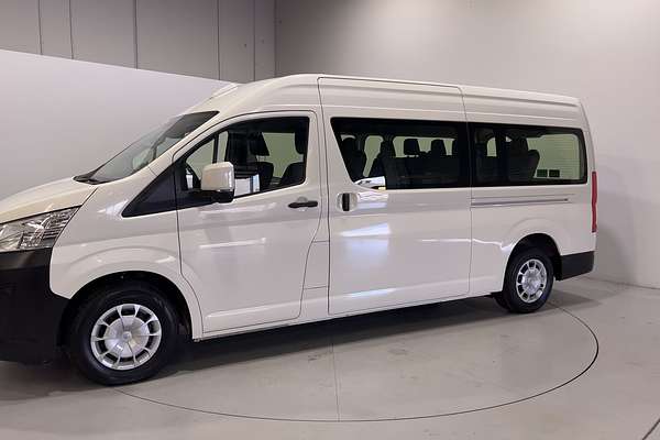 2022 Toyota Hiace Commuter GDH322R