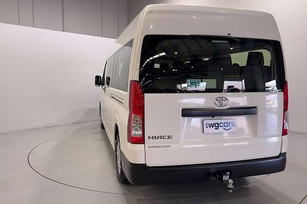 2022 Toyota Hiace Commuter GDH322R