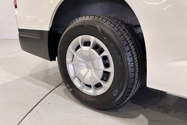 2022 Toyota Hiace Commuter GDH322R