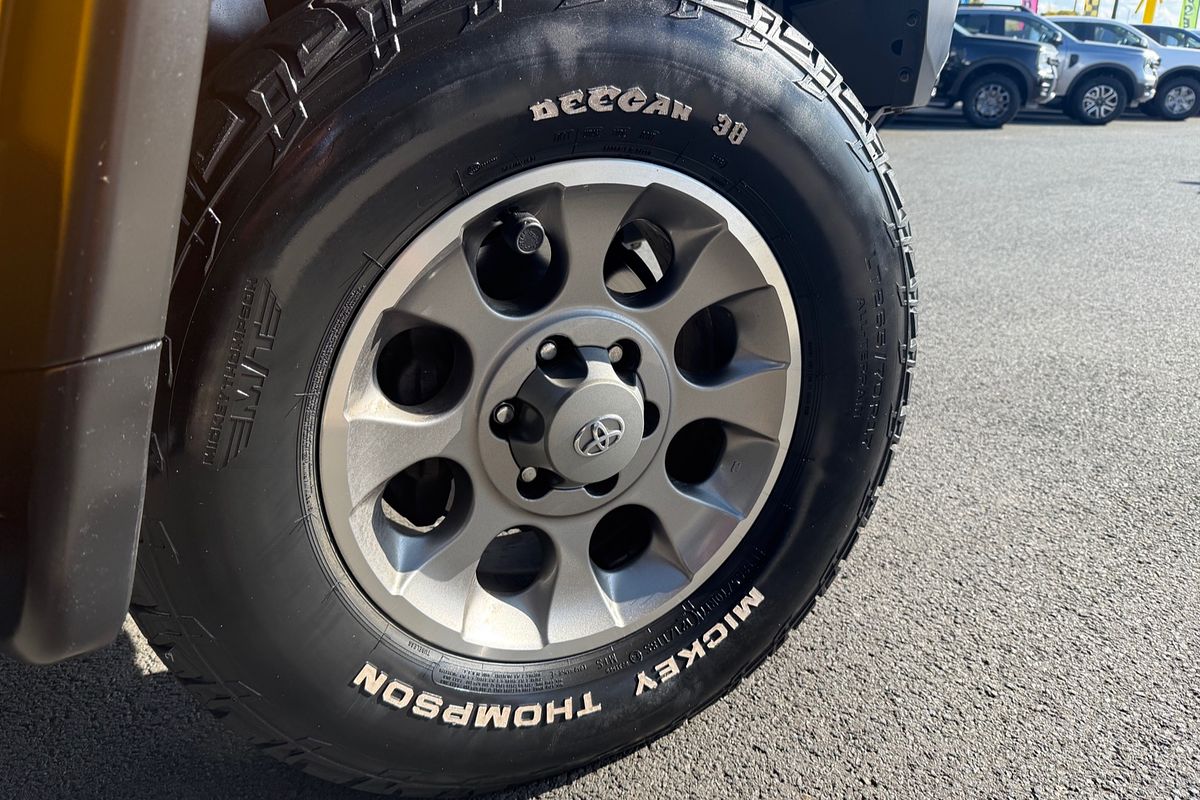 2012 Toyota FJ Cruiser GSJ15R