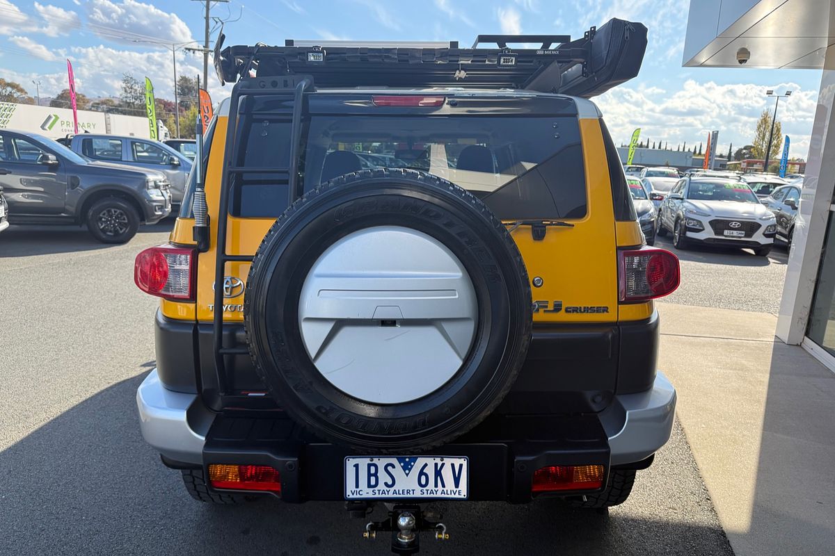2012 Toyota FJ Cruiser GSJ15R