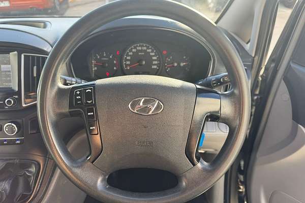 2017 Hyundai iLoad TQ3-V Series II