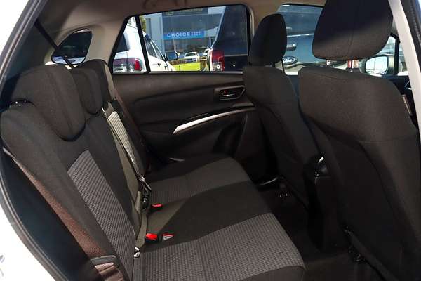 2024 Suzuki S-Cross JYB