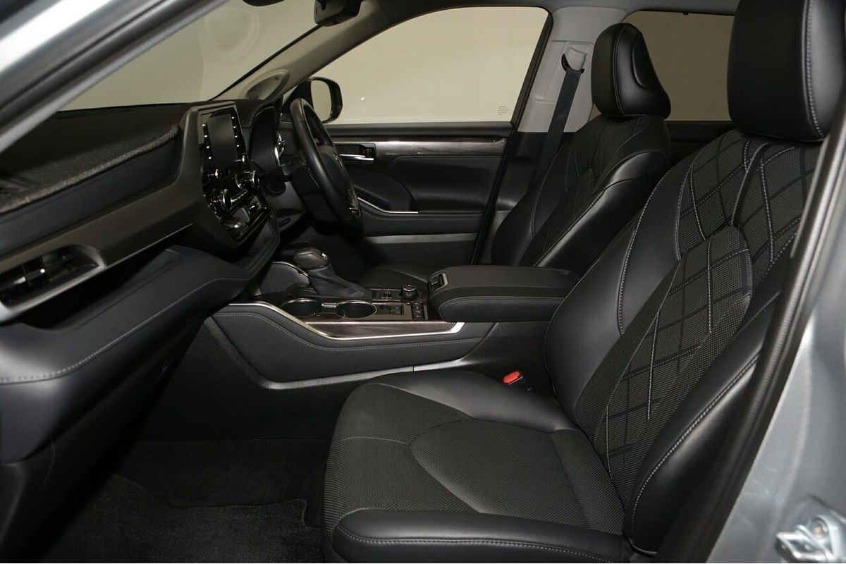 2021 Toyota Kluger Grande GSU75R