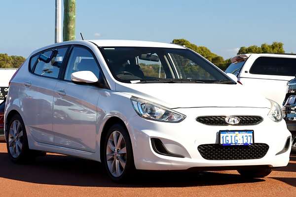 2017 Hyundai Accent Sport RB5