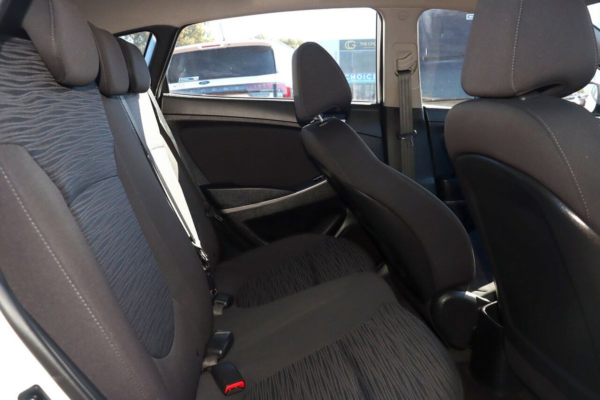 2017 Hyundai Accent Sport RB5