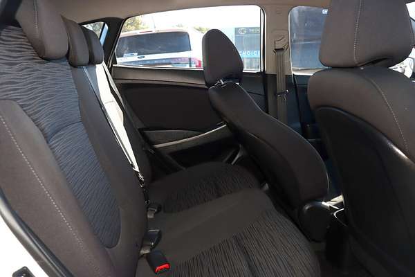 2017 Hyundai Accent Sport RB5