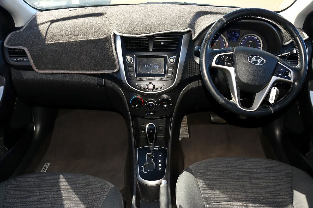 2017 Hyundai Accent Sport RB5