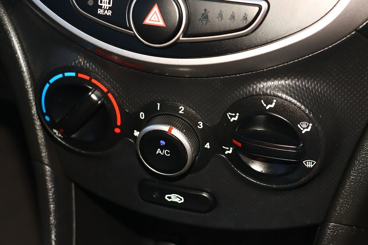 2017 Hyundai Accent Sport RB5
