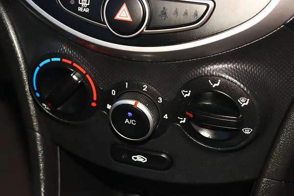 2017 Hyundai Accent Sport RB5