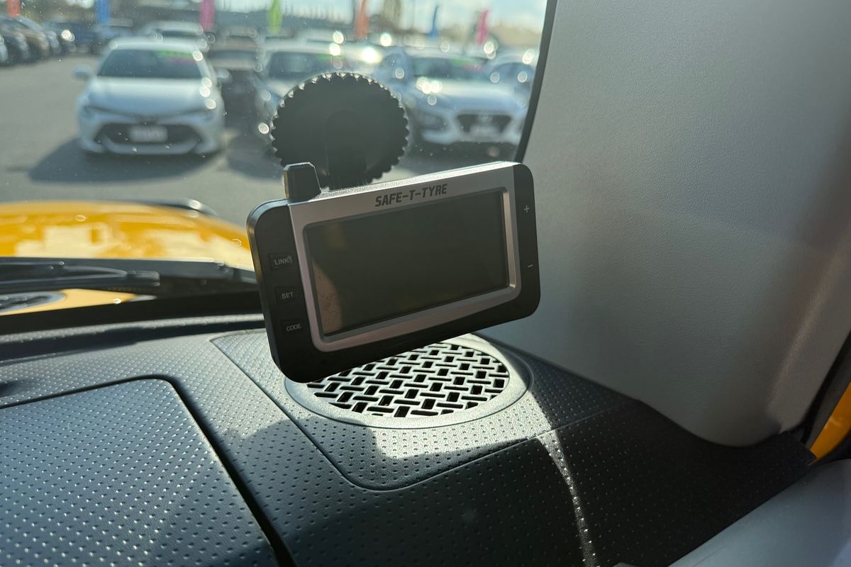 2012 Toyota FJ Cruiser GSJ15R