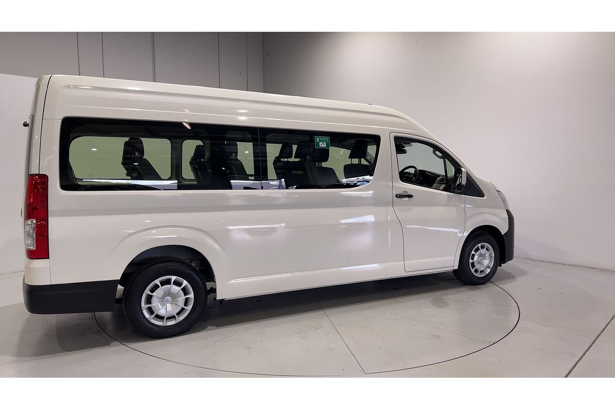 2023 Toyota Hiace Commuter GDH322R