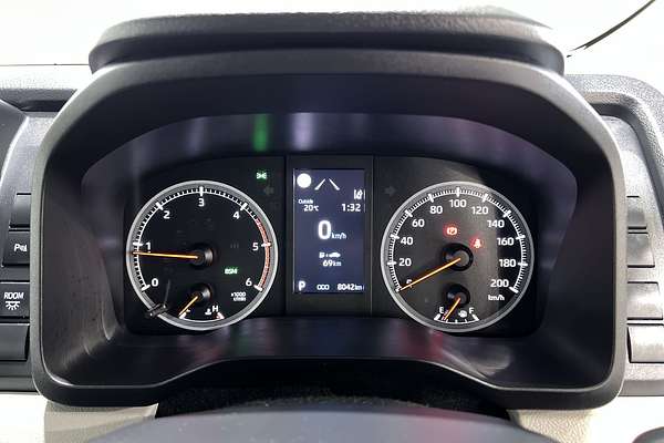 2023 Toyota Hiace Commuter GDH322R