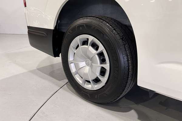 2023 Toyota Hiace Commuter GDH322R