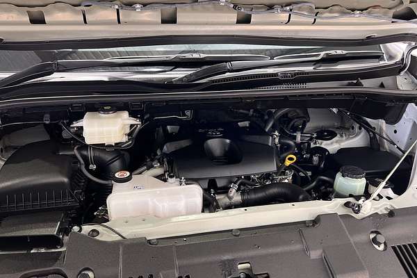 2023 Toyota Hiace Commuter GDH322R