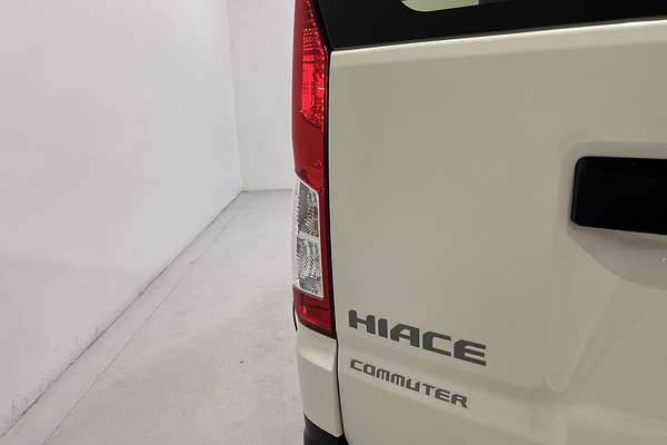 2023 Toyota Hiace Commuter GDH322R