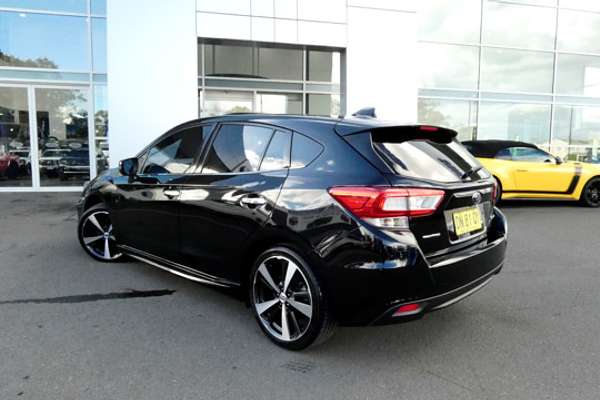 2017 Subaru Impreza 2.0i-S G5