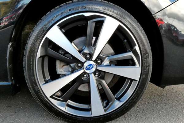 2017 Subaru Impreza 2.0i-S G5