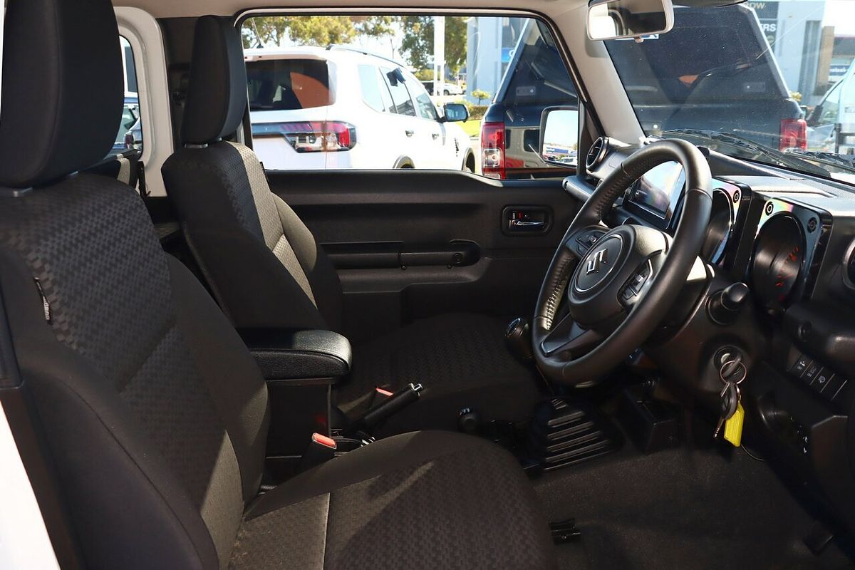 2023 Suzuki Jimny Heritage Edition GJ
