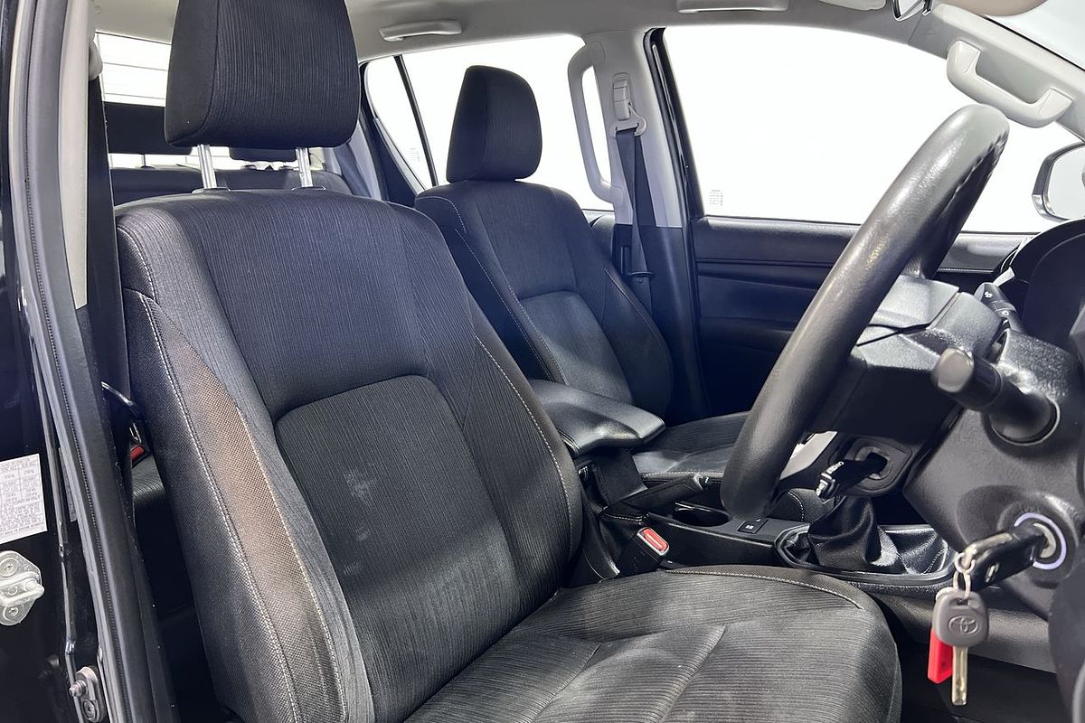 2019 Toyota Hilux SR GUN126R 4X4