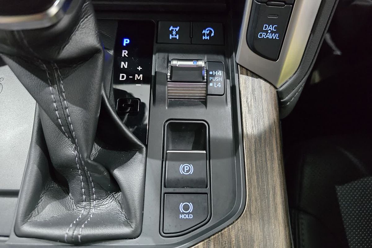 2022 Toyota Landcruiser VX FJA300R
