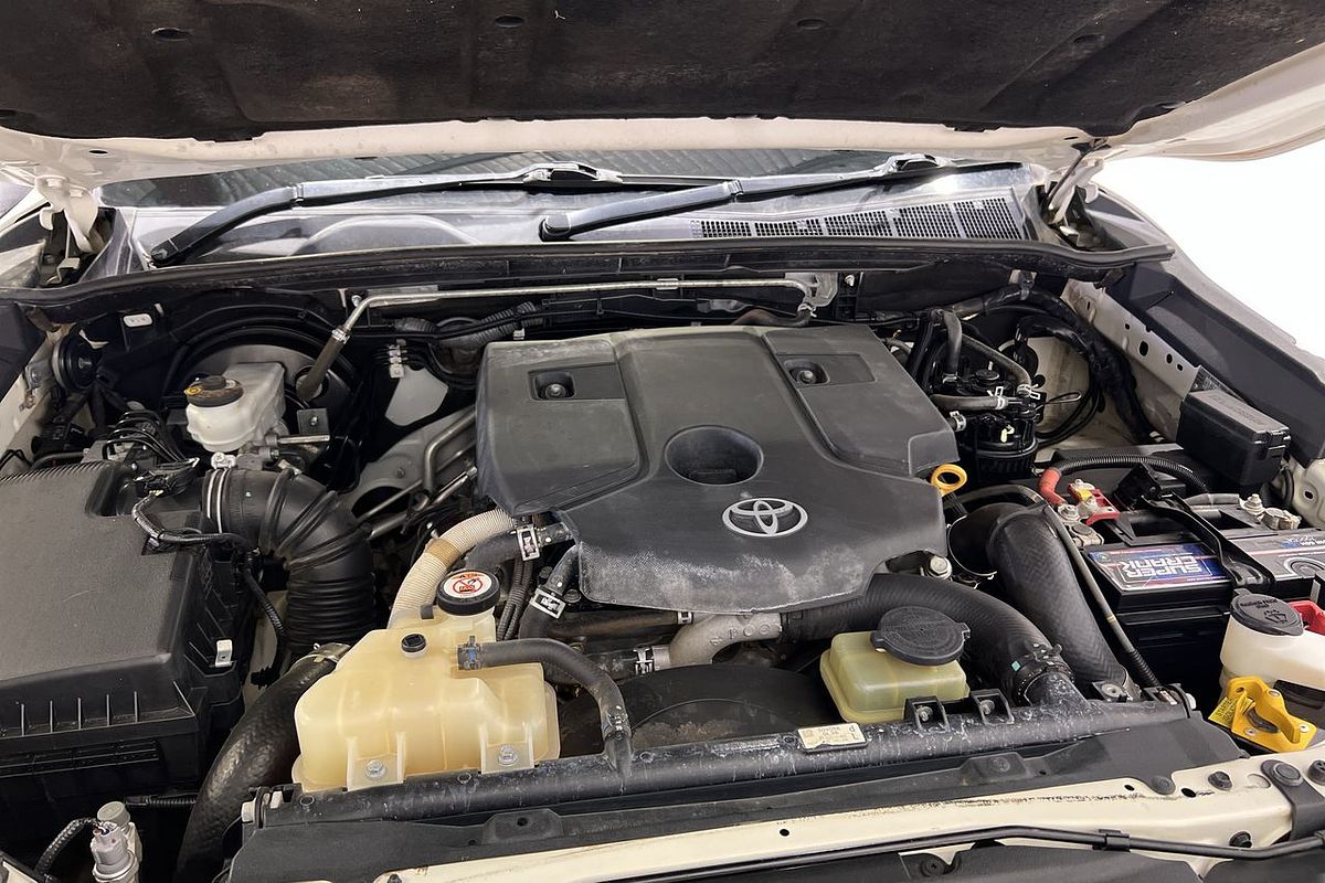 2020 Toyota Hilux SR GUN126R 4X4