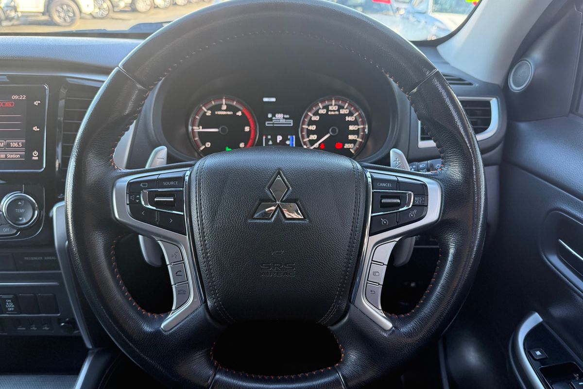 2020 Mitsubishi Triton GSR MR 4X4