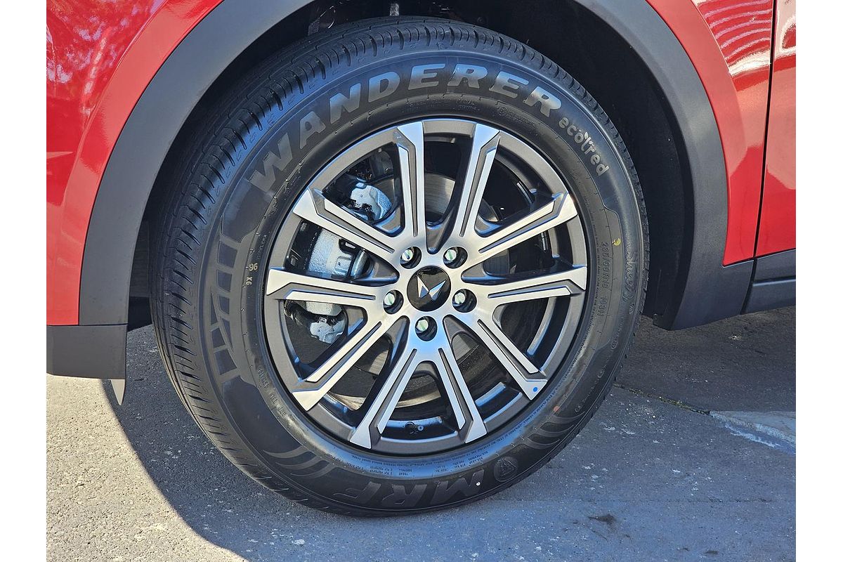 2025 Mahindra XUV700 AX7L