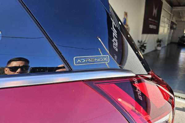 2025 Mahindra XUV700 AX7L