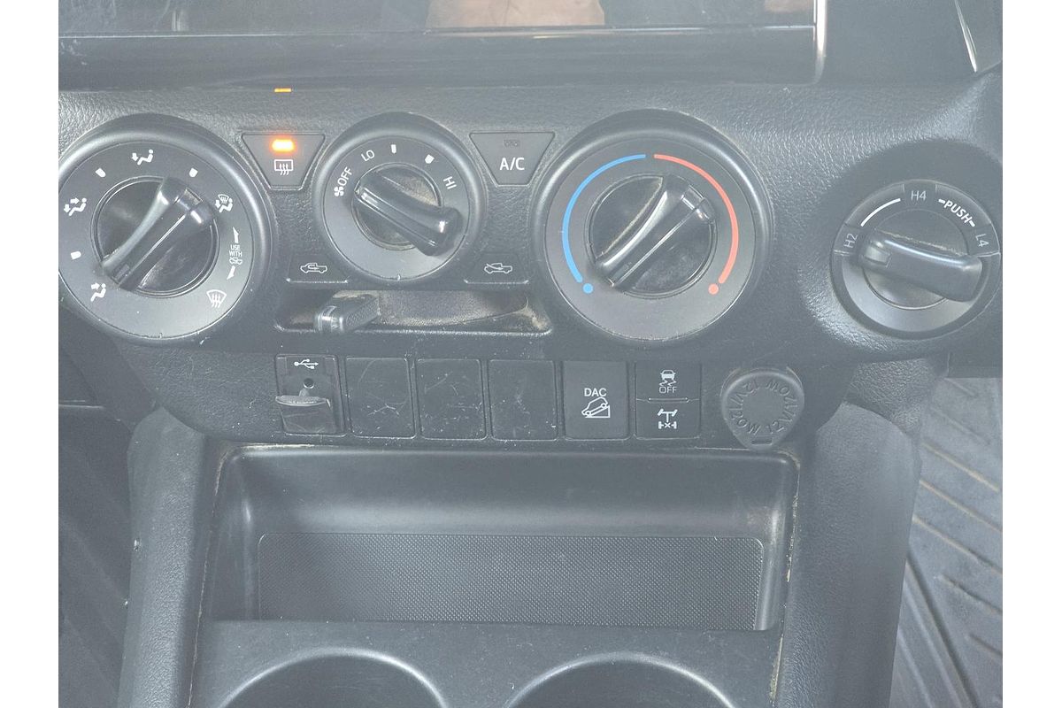 2021 Toyota Hilux SR GUN126R 4X4