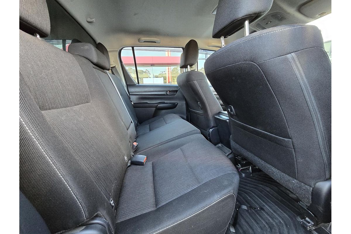 2021 Toyota Hilux SR GUN126R 4X4