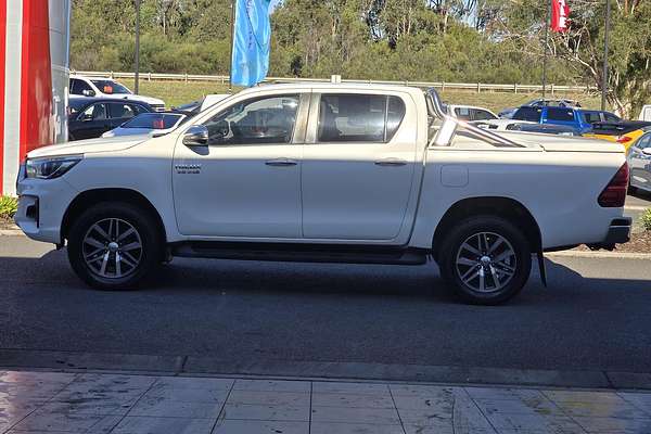 2019 Toyota Hilux SR5 GUN126R 4X4