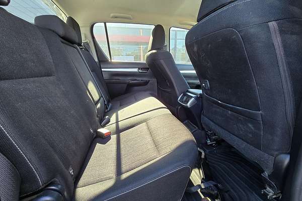 2019 Toyota Hilux SR5 GUN126R 4X4