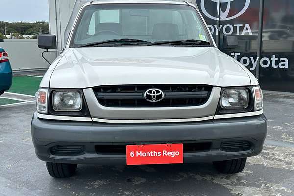 2003 Toyota Hilux RZN149R