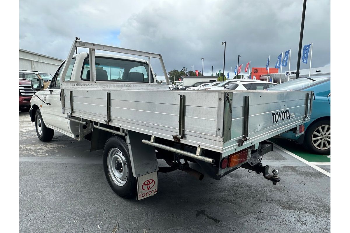 2003 Toyota Hilux RZN149R