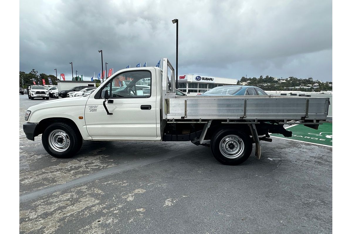 2003 Toyota Hilux RZN149R