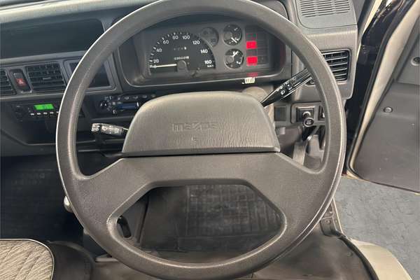 2000 Mazda Bongo Brawny
