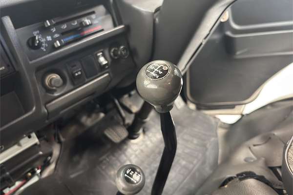 2000 Mazda Bongo Brawny