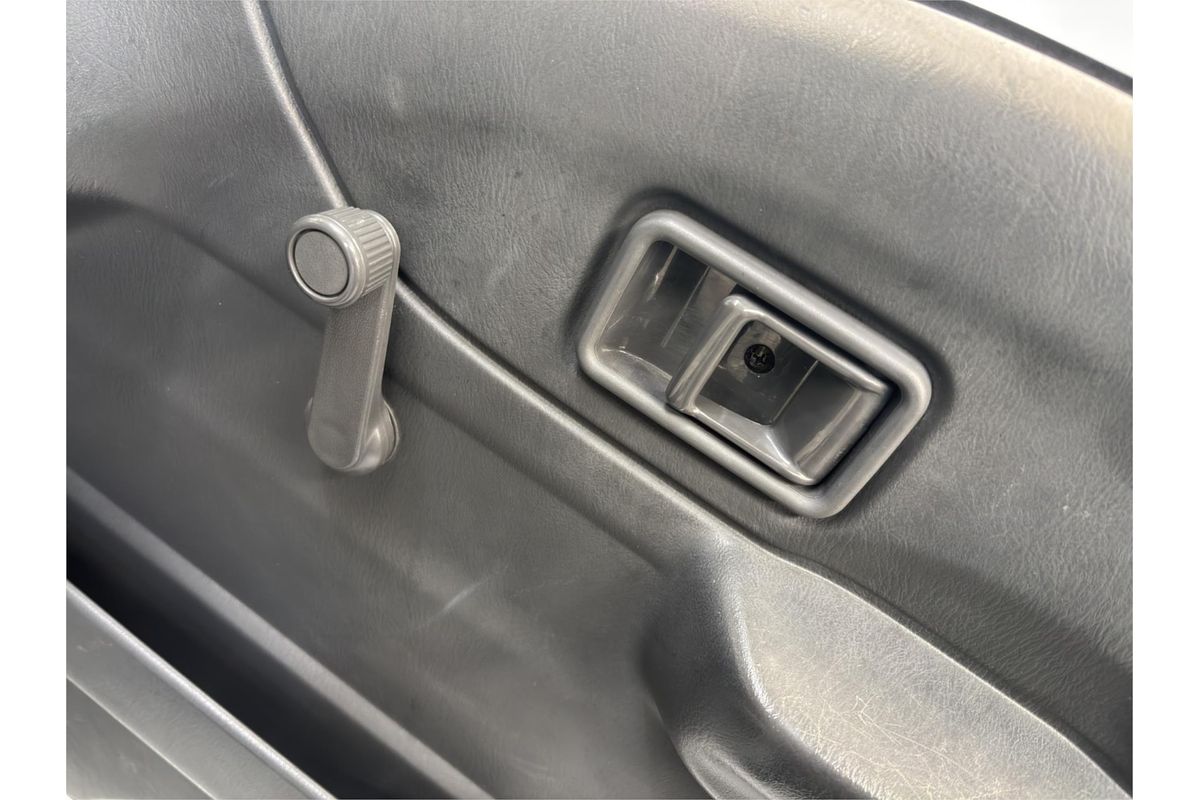 2000 Mazda Bongo Brawny
