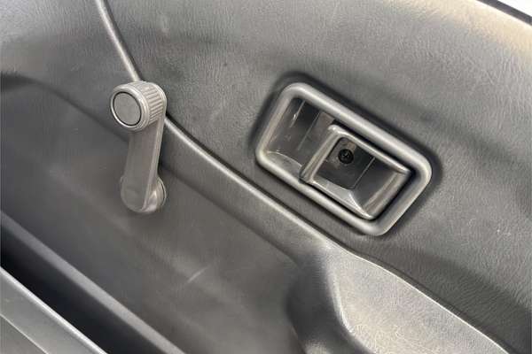 2000 Mazda Bongo Brawny