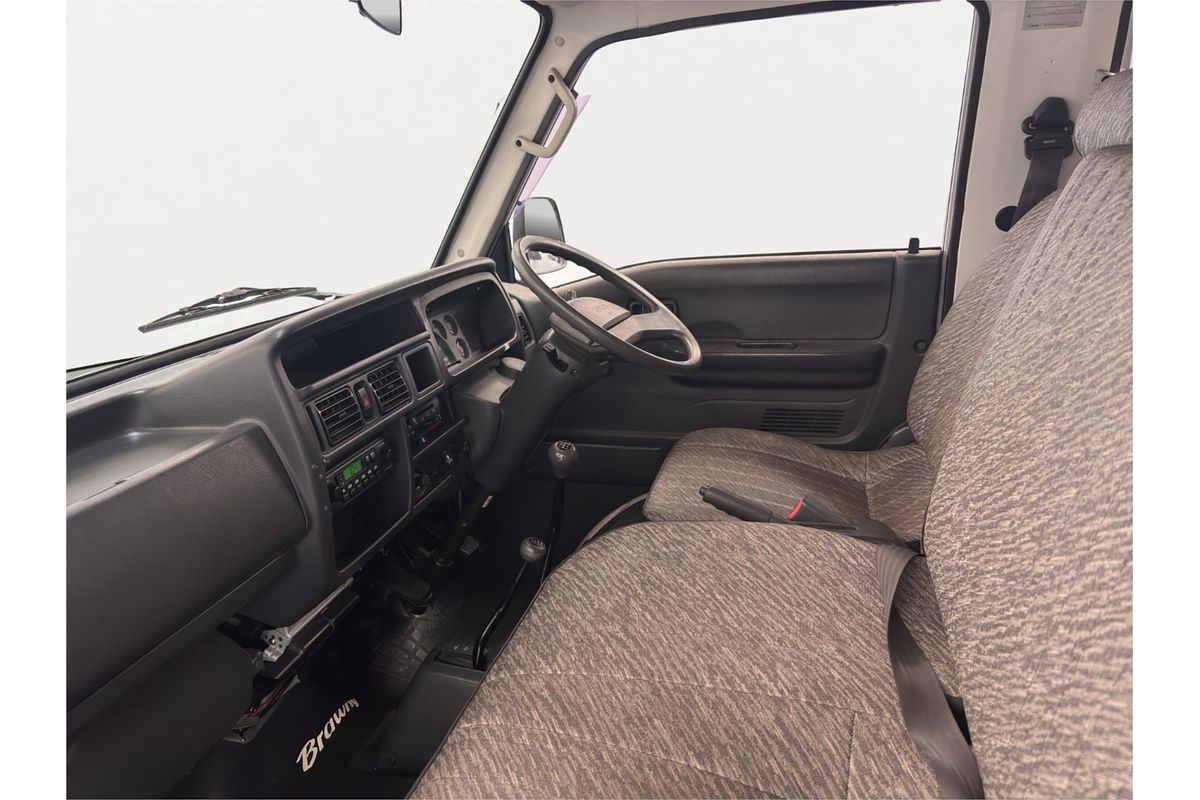 2000 Mazda Bongo Brawny