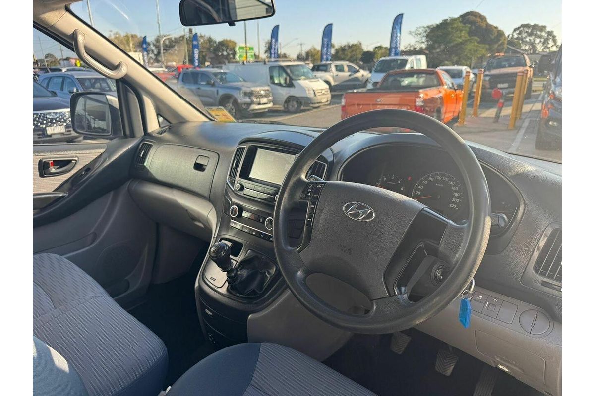 2017 Hyundai iLoad TQ3-V Series II