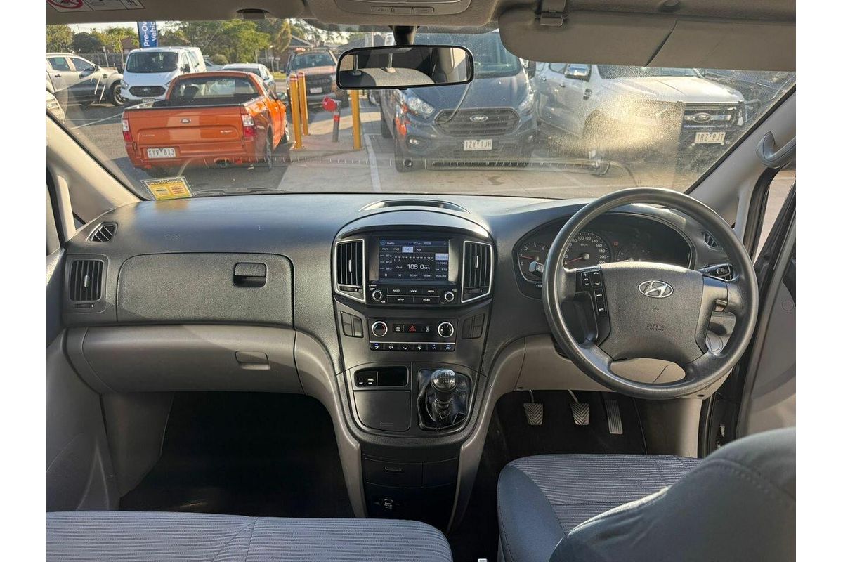 2017 Hyundai iLoad TQ3-V Series II