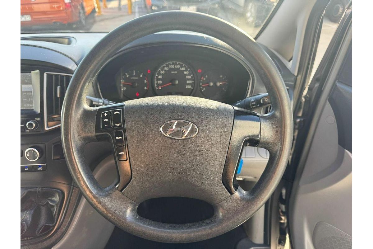 2017 Hyundai iLoad TQ3-V Series II
