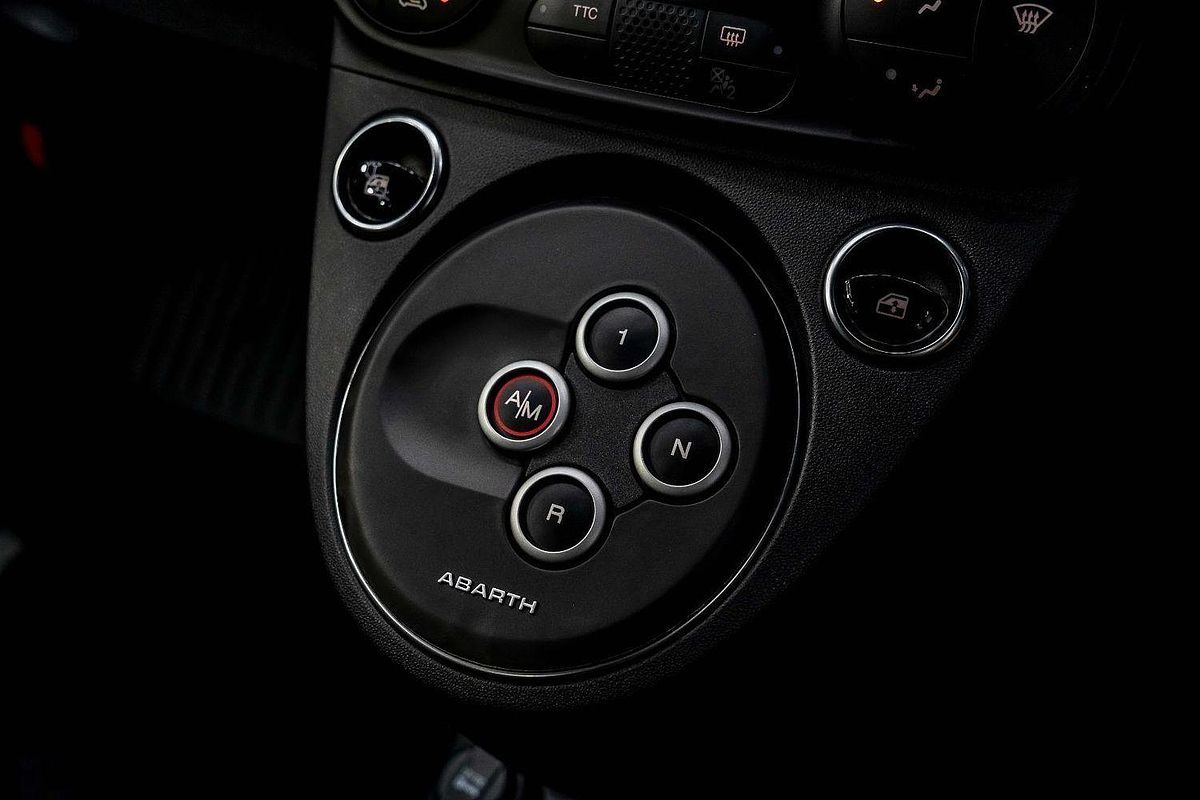 2024 Abarth 695 Competizione