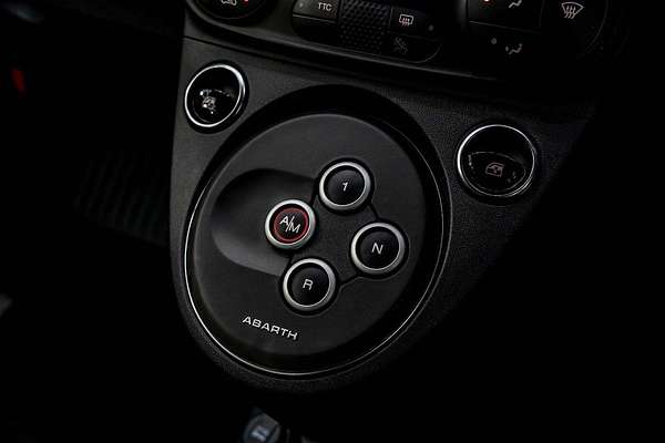 2024 Abarth 695 Competizione