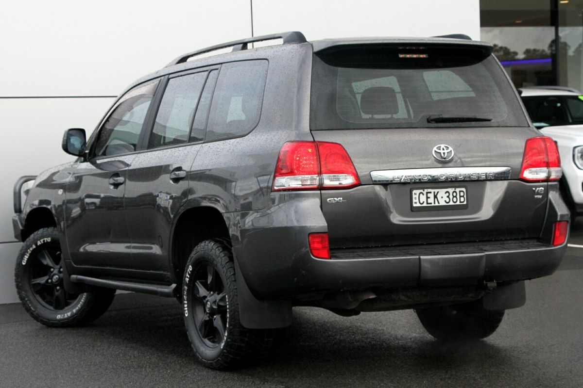 2009 Toyota Landcruiser GXL UZJ200R