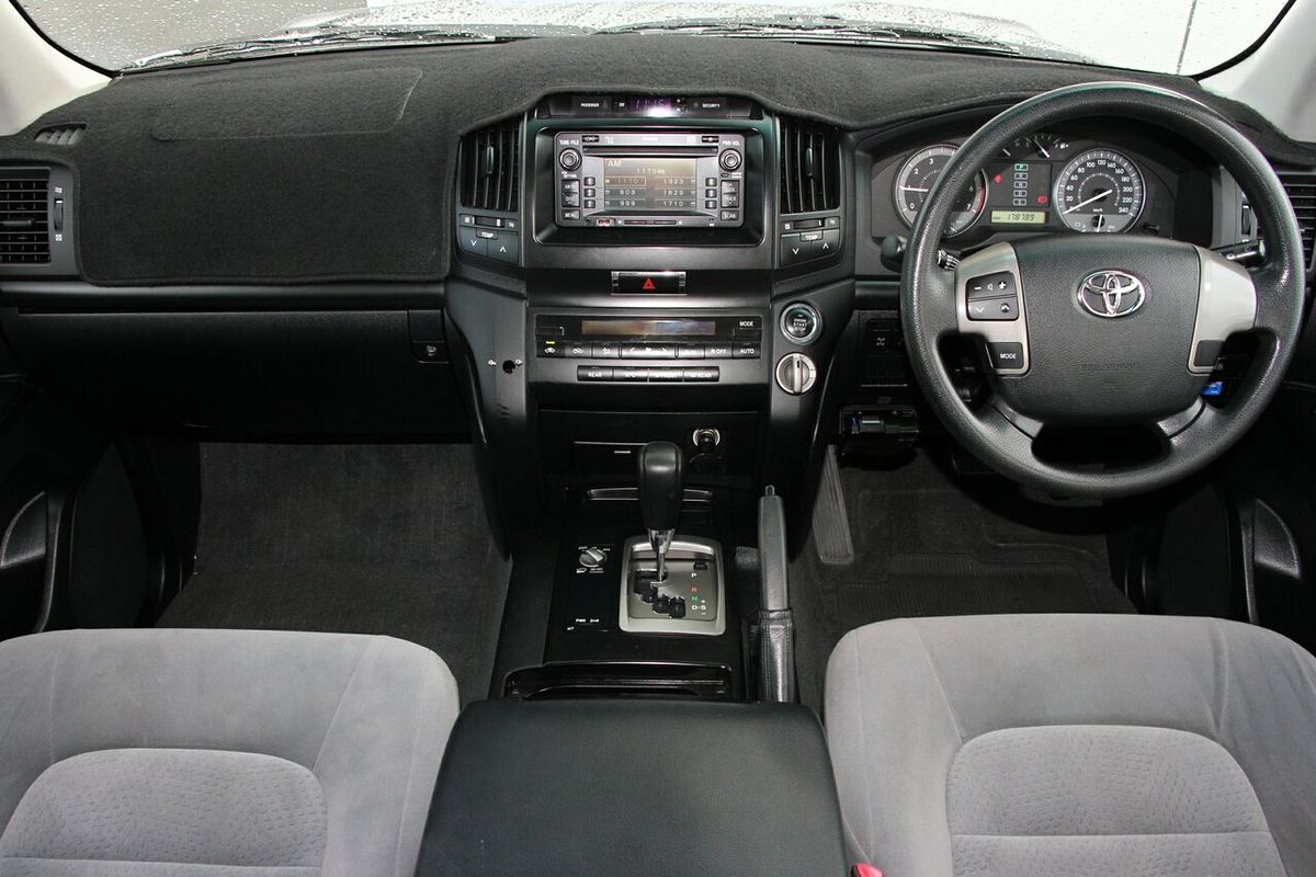 2009 Toyota Landcruiser GXL UZJ200R