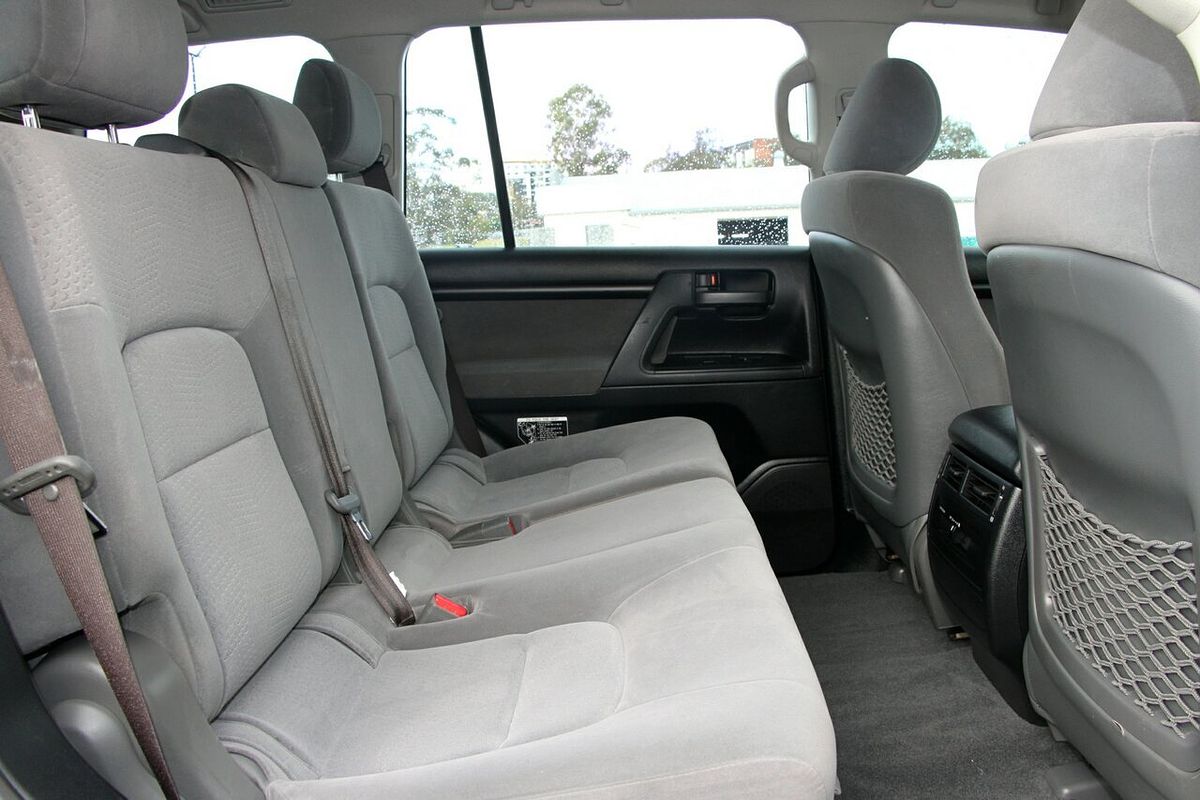 2009 Toyota Landcruiser GXL UZJ200R